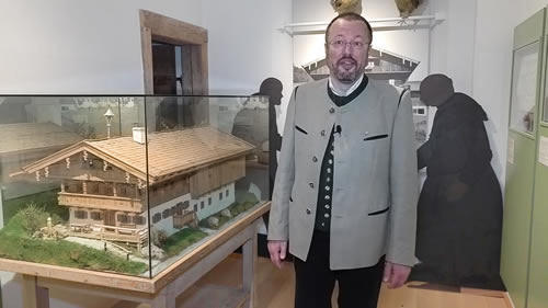 Einführung in die volkskundliche Sammlung